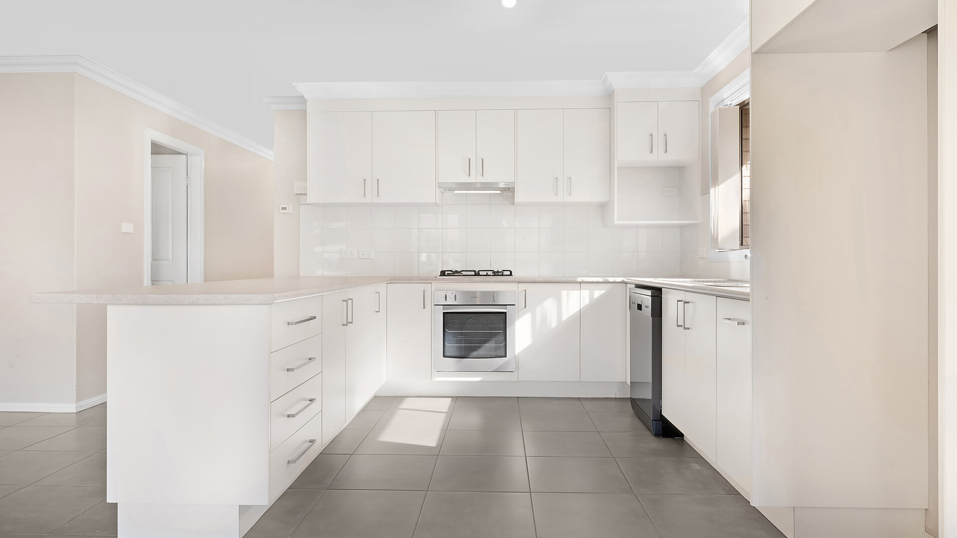 13 Unwin Street, Millthorpe NSW 2798 - photo 6