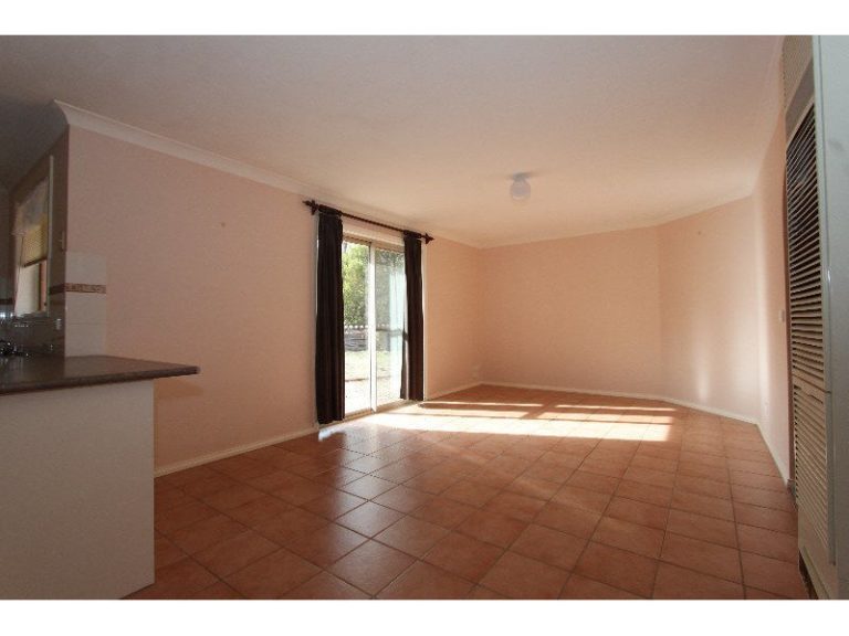 13 Freestone Way, Windradyne NSW 2795 - photo 5