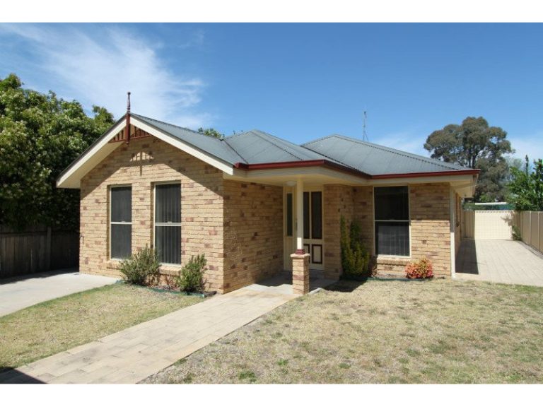 72a Morrisset Street, Bathurst NSW 2795 - McGrath Central West