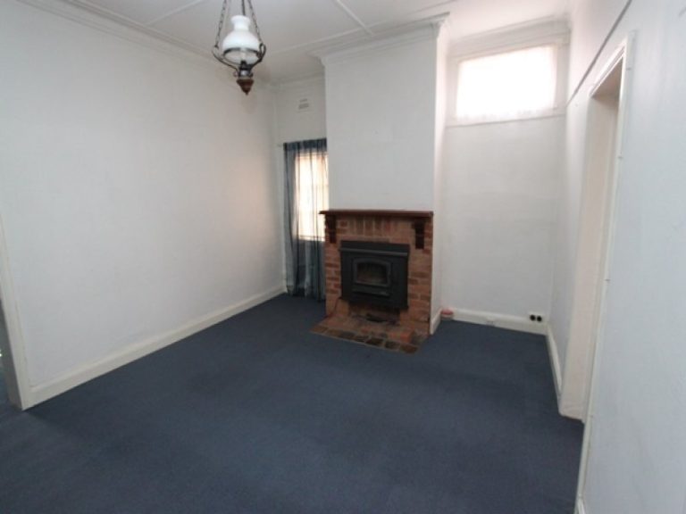 166 Stewart Street, Bathurst NSW 2795 - photo 3
