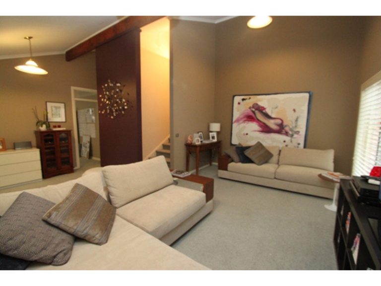 21 Kurumben Place, Bathurst NSW 2795 - photo 2