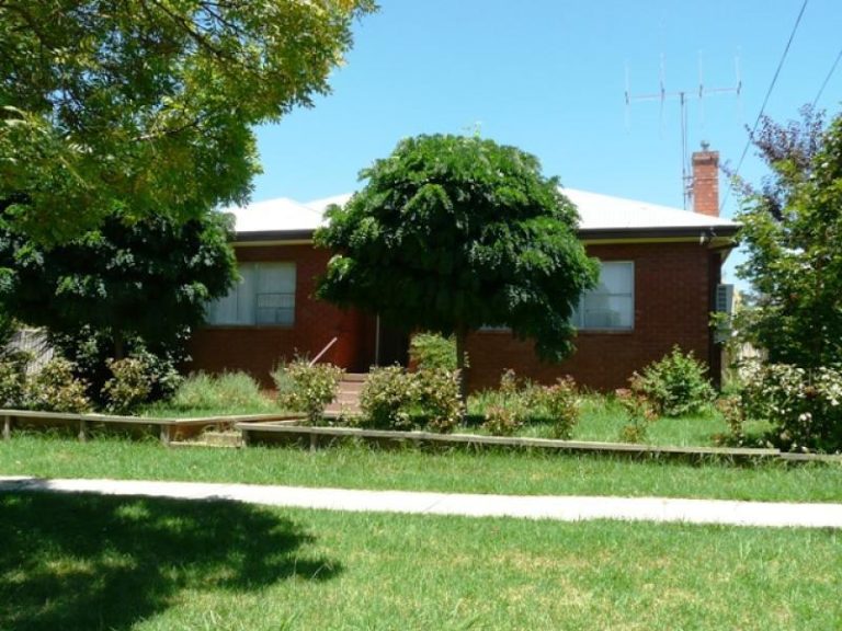 68 ROCKET Street, Bathurst NSW 2795 - McGrath Central West