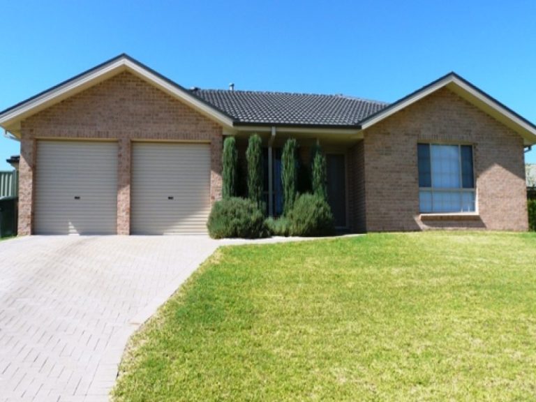 27 Sapphire Crescent, Kelso NSW 2795 - McGrath Central West