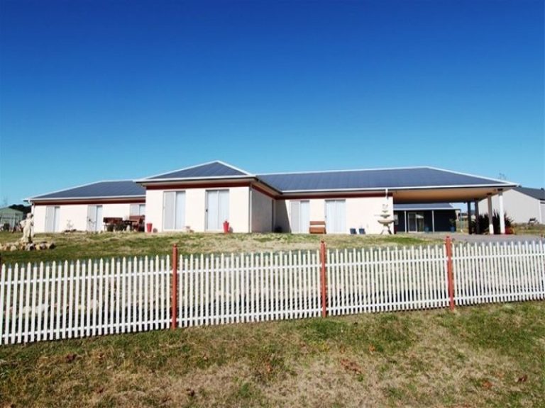 14 Blue Ridge Drive, White Rock NSW 2795 - photo 3