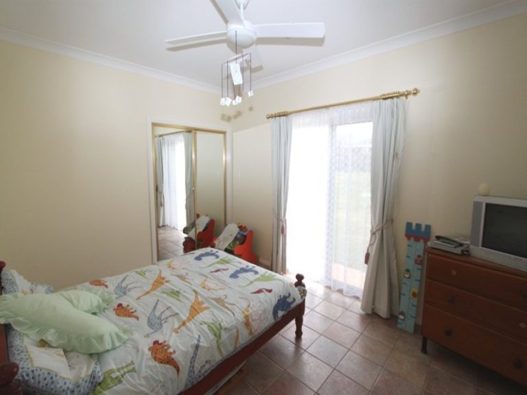 14 Blue Ridge Drive, White Rock NSW 2795 - photo 9