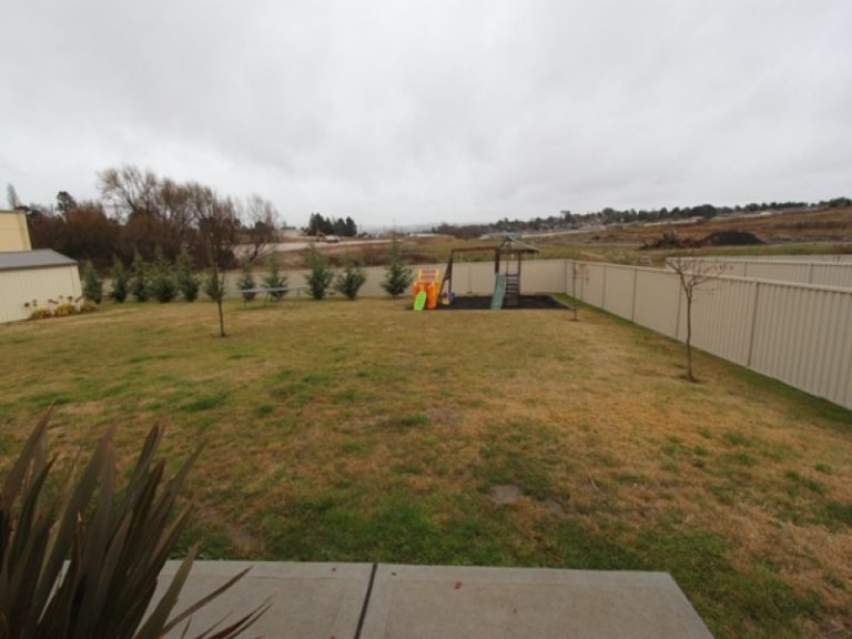 14 Diamond Close, Kelso NSW 2795 - photo 13