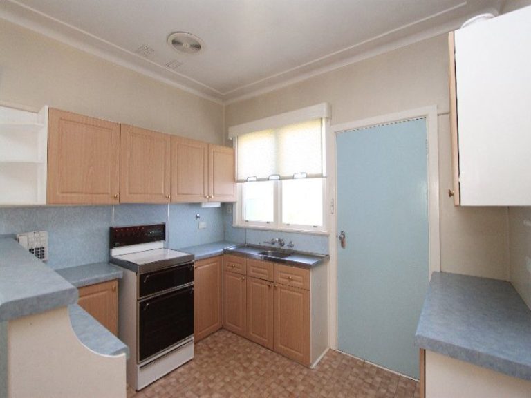 272 Durham Street, Bathurst NSW 2795 - photo 2