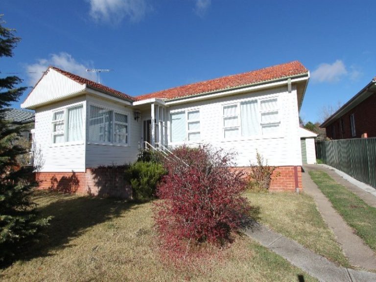 272 Durham Street, Bathurst NSW 2795 - McGrath Central West