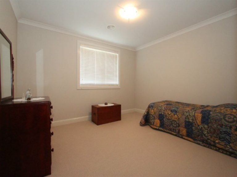 32 James Barnet Drive, Kelso NSW 2795 - photo 11