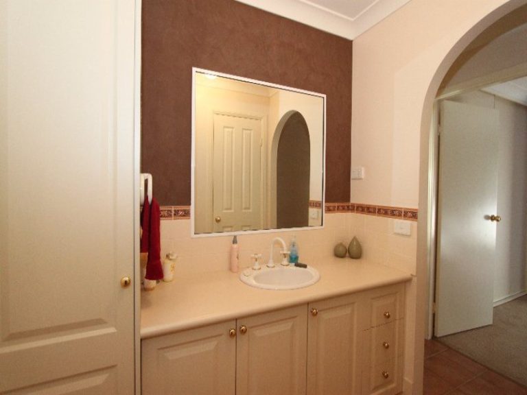 43 Godfrey Street, Raglan NSW 2795 - photo 5