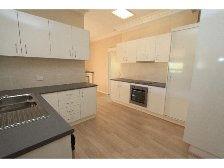 115 Mitre Street, Bathurst NSW 2795 - photo 3