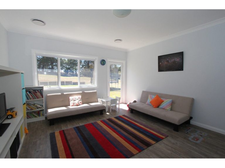 33 Ridgeview Close, White Rock NSW 2795 - photo 3