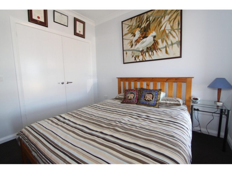 33 Ridgeview Close, White Rock NSW 2795 - photo 10