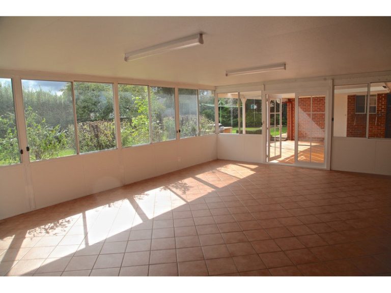 14 Godfrey Street, Raglan NSW 2795 - photo 3