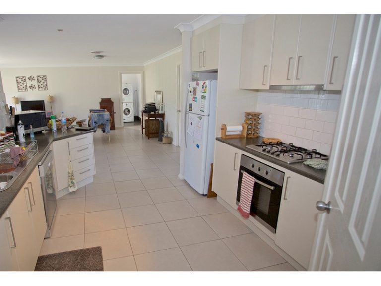 21 Federation Drive, Kelso NSW 2795 - photo 2
