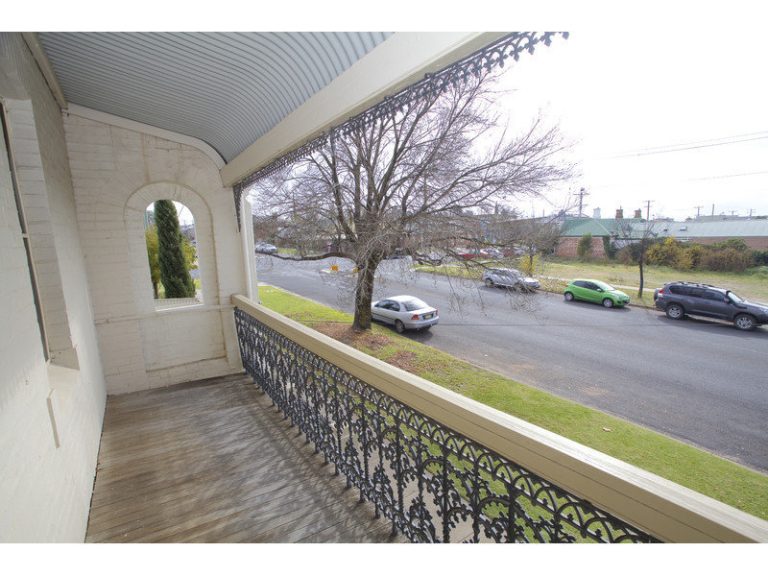76 Piper Street, Bathurst NSW 2795 - photo 11