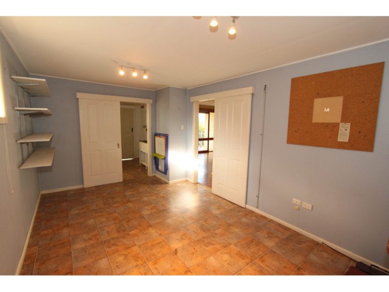 19 White Street, West Bathurst NSW 2795 - photo 8