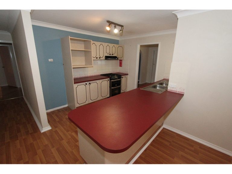 16 Len Black Place, Raglan NSW 2795 - photo 2