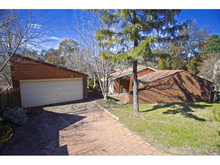 21 Weeks Place, Bathurst NSW 2795 - McGrath Central West