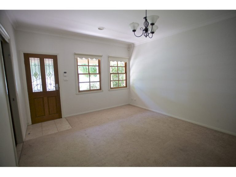 1/128 Howick Street, Bathurst NSW 2795 - photo 2