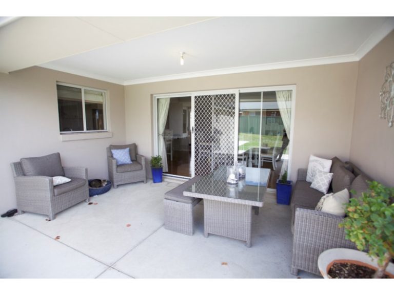 72 Freeman Circuit, Llanarth NSW 2795 - photo 10