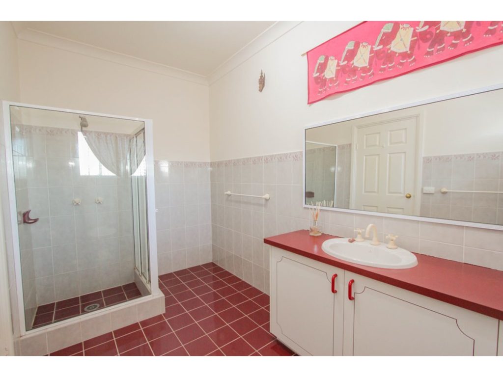 29 Lorimer Street, Llanarth NSW 2795 - photo 10