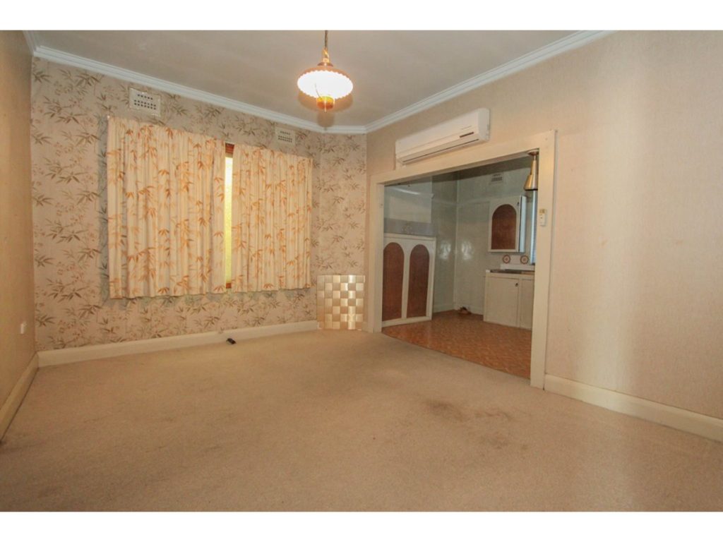 350 Stewart Street, Bathurst NSW 2795 - photo 6