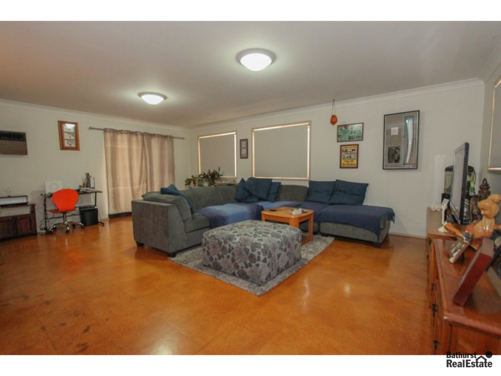 64 Christie Street, Raglan NSW 2795 - photo 3