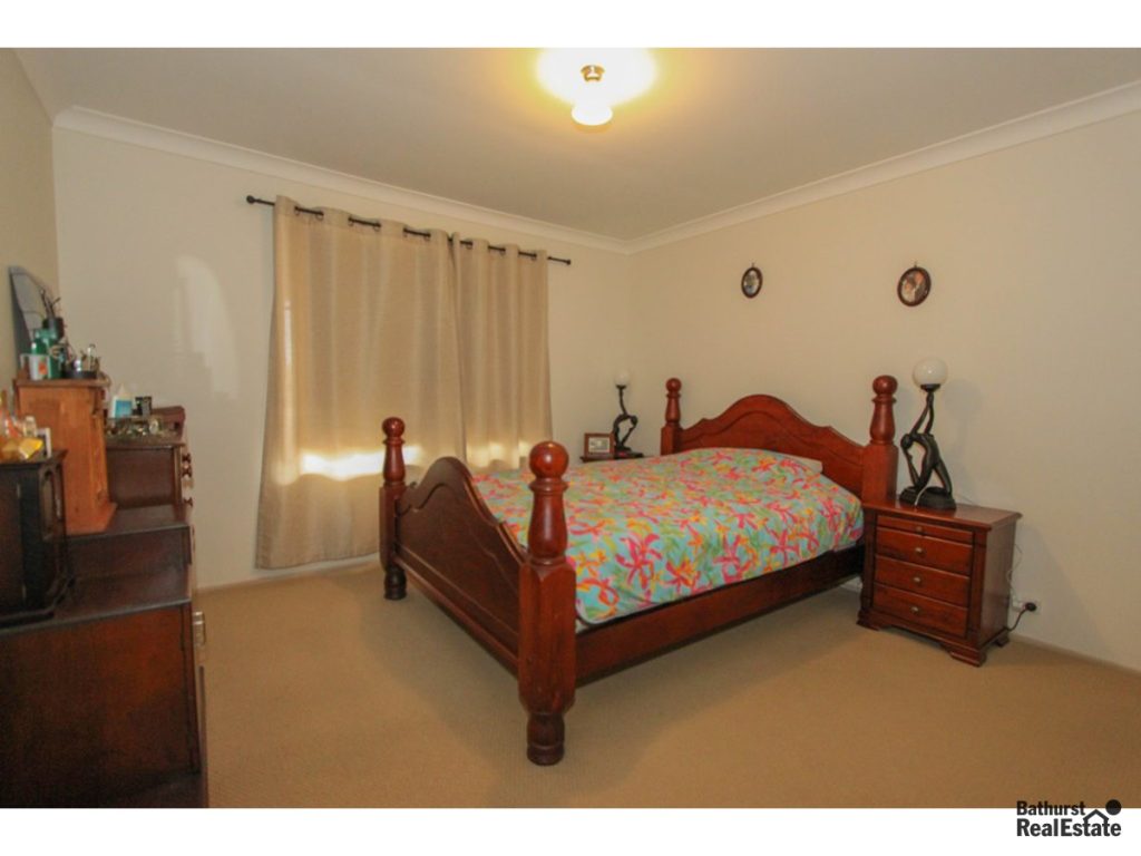 64 Christie Street, Raglan NSW 2795 - photo 4