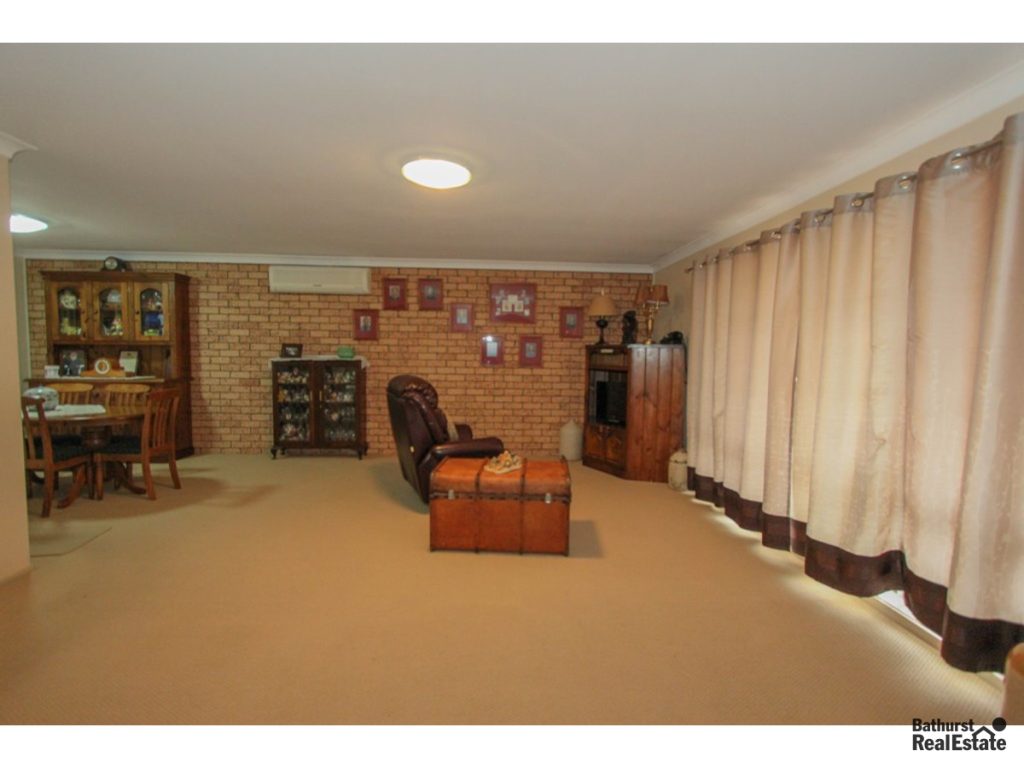 64 Christie Street, Raglan NSW 2795 - photo 6