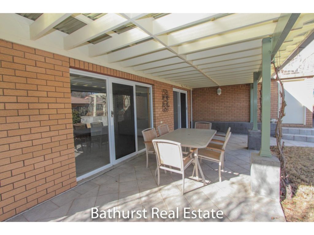 9 Colville Street, Windradyne NSW 2795 - photo 11