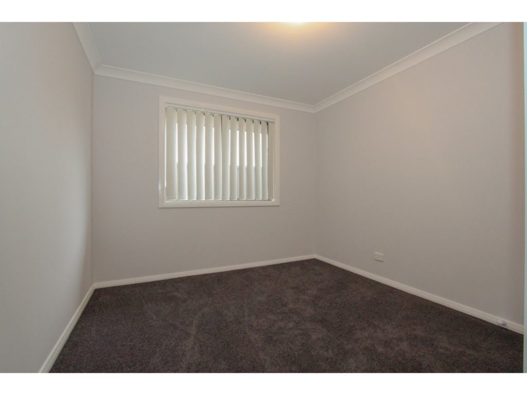 16 Cooper Crescent, Gormans Hill NSW 2795 - photo 8