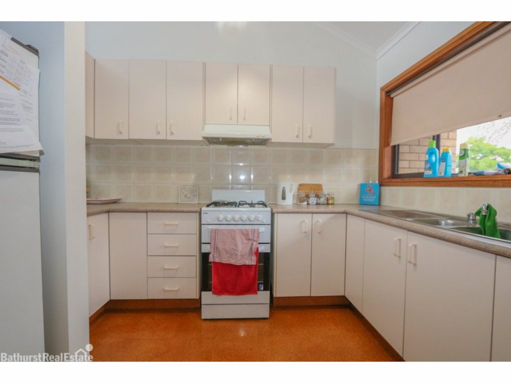 5/142 Durham Street, Bathurst NSW 2795 - photo 2