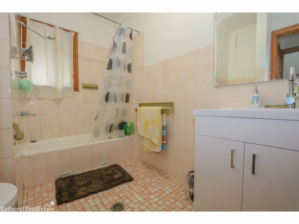 5/142 Durham Street, Bathurst NSW 2795 - photo 5