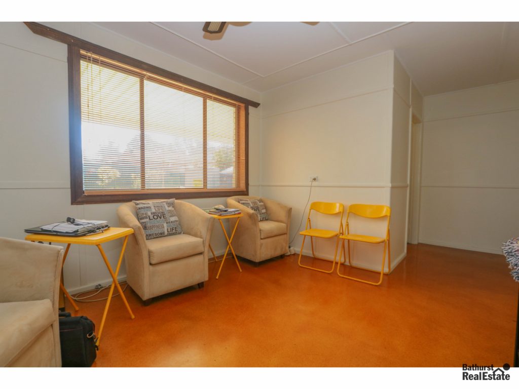 104 Sydney Road, Kelso NSW 2795 - photo 3