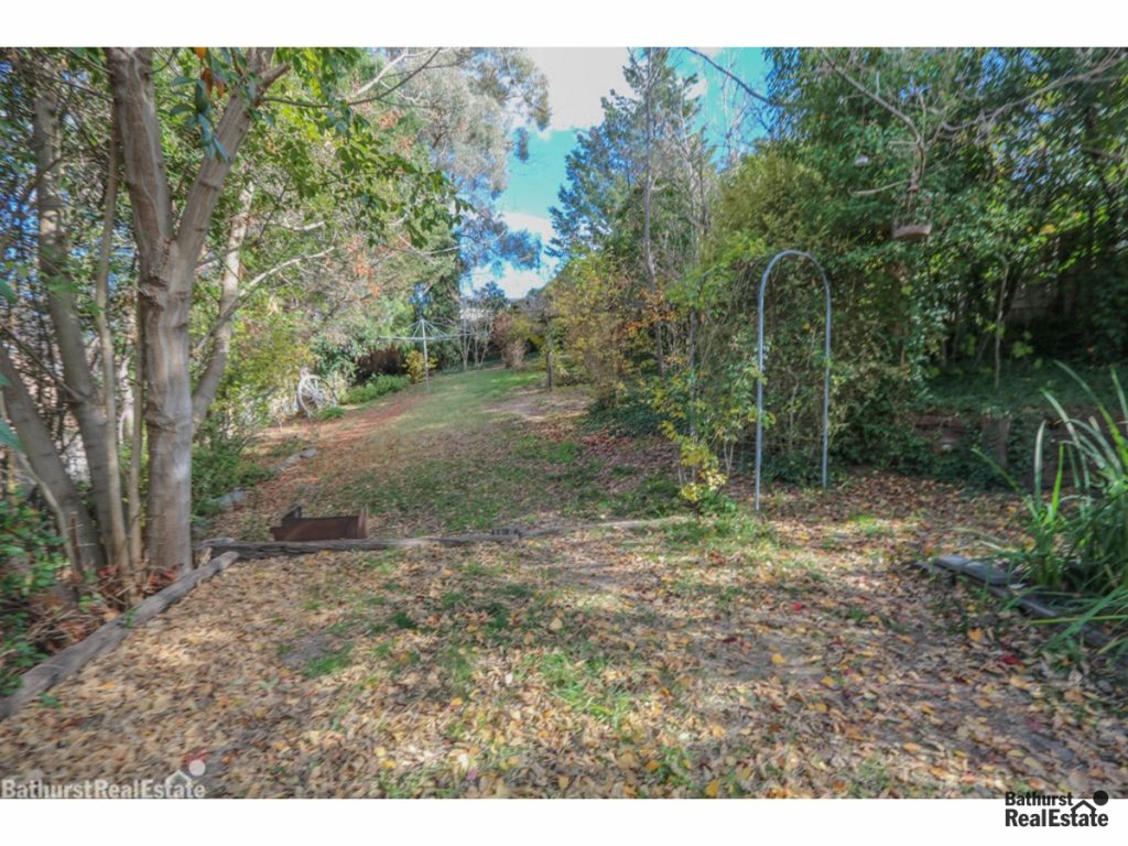 69 Violet Street, South Bathurst NSW 2795 - photo 12