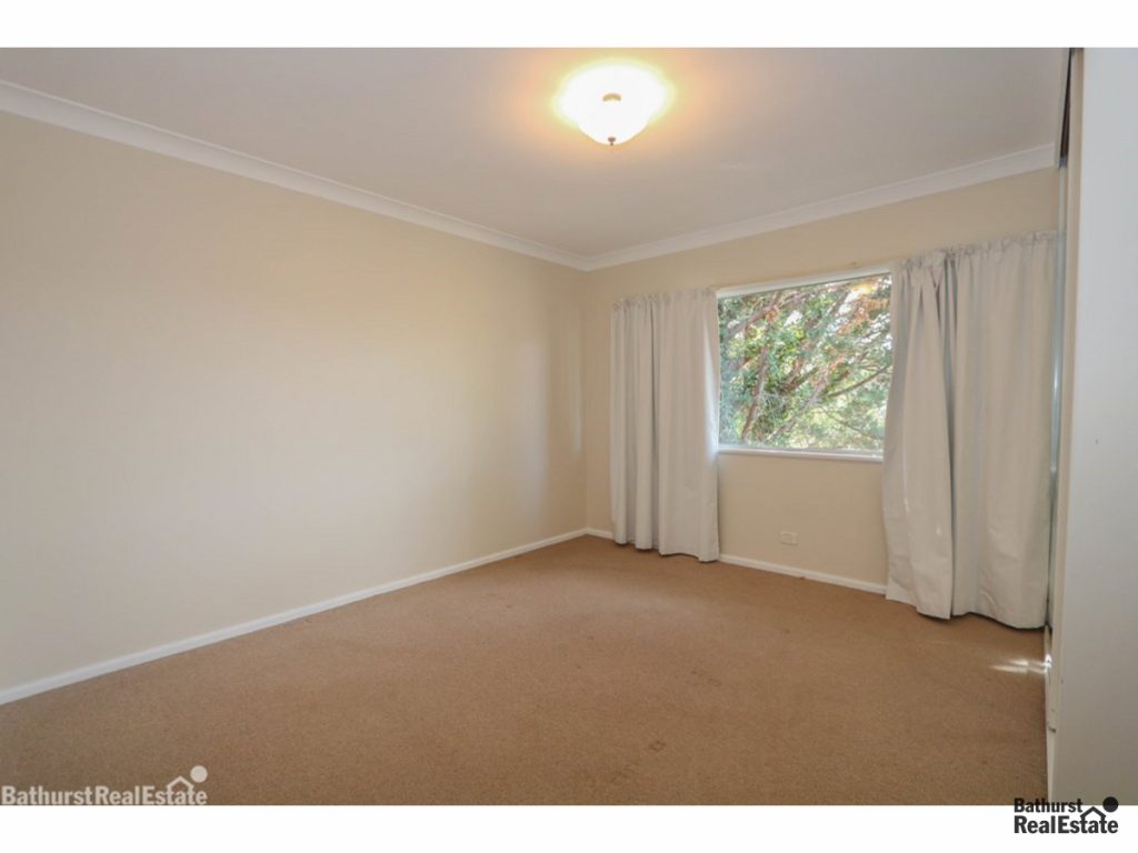 69 Violet Street, South Bathurst NSW 2795 - photo 7