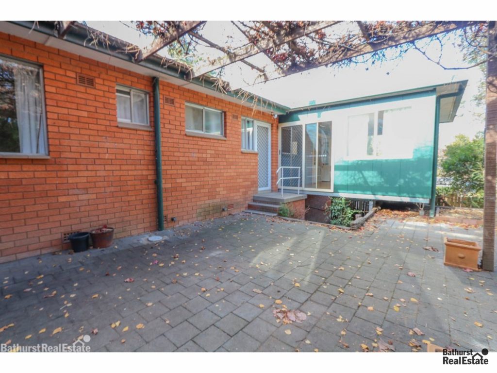 69 Violet Street, South Bathurst NSW 2795 - photo 10