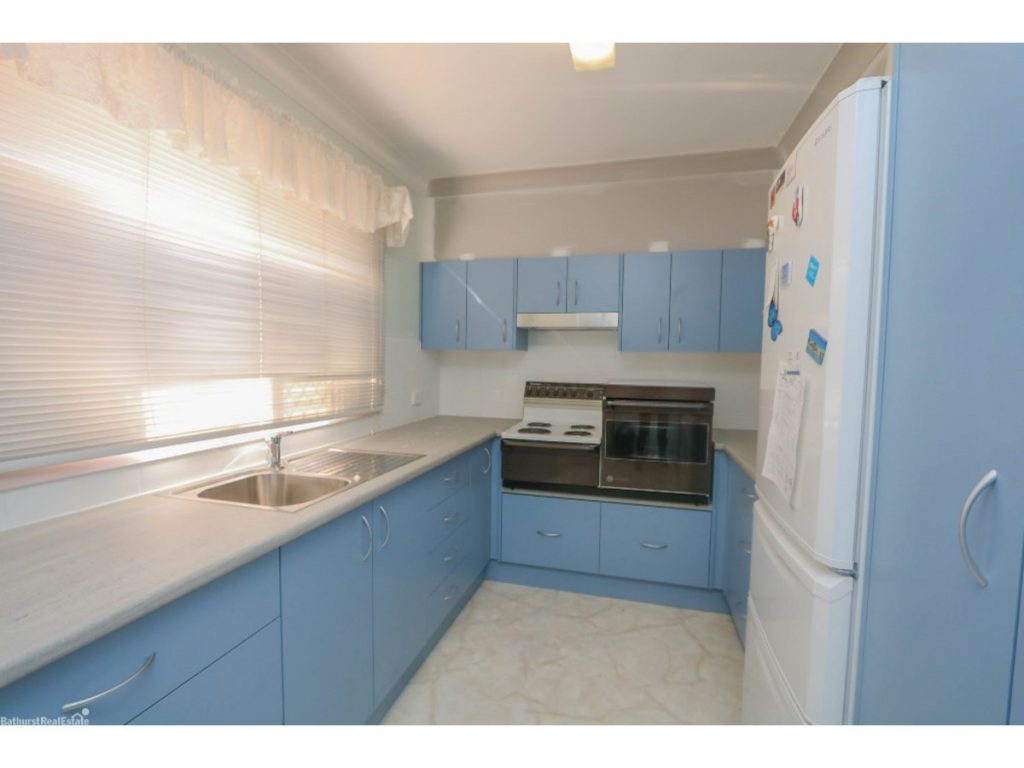 27/29A View Street, Kelso NSW 2795 - photo 2