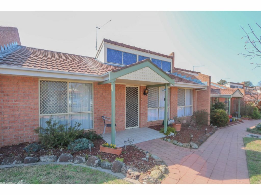 27/29A View Street, Kelso NSW 2795 - McGrath Central West