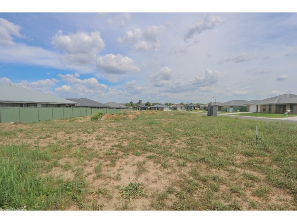 8 Fraser Drive, Eglinton NSW 2795 - McGrath Central West