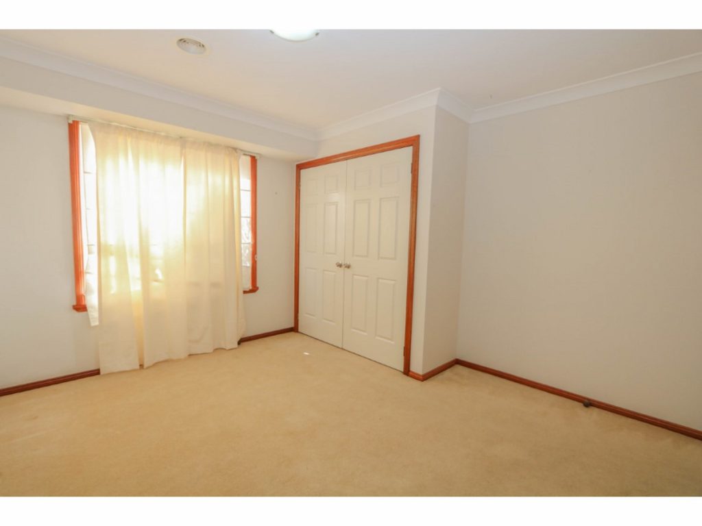 10 Hassall Grove, Kelso NSW 2795 - photo 8