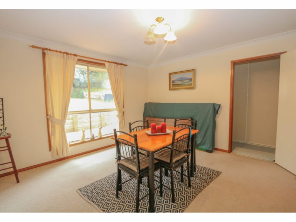 36 Kurumben Place, West Bathurst NSW 2795 - photo 5