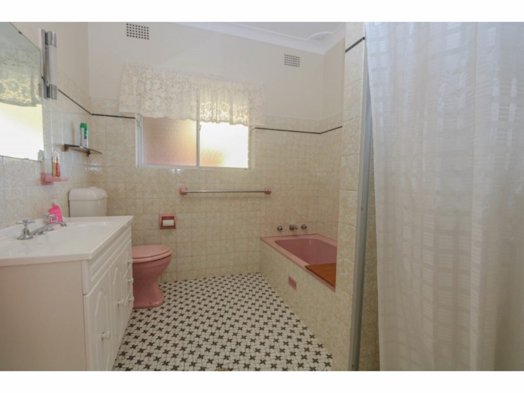22 McKell Street, West Bathurst NSW 2795 - photo 6