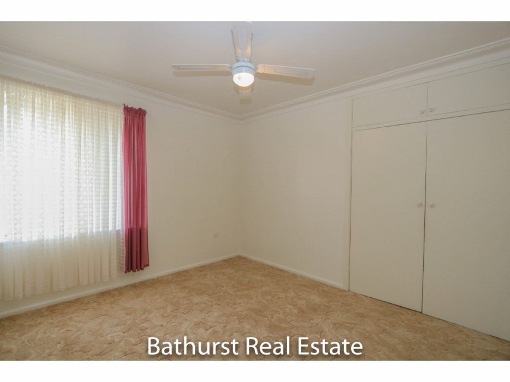 13 White Street, West Bathurst NSW 2795 - photo 5