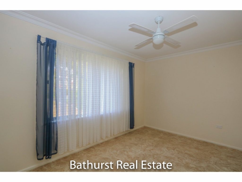 13 White Street, West Bathurst NSW 2795 - photo 6