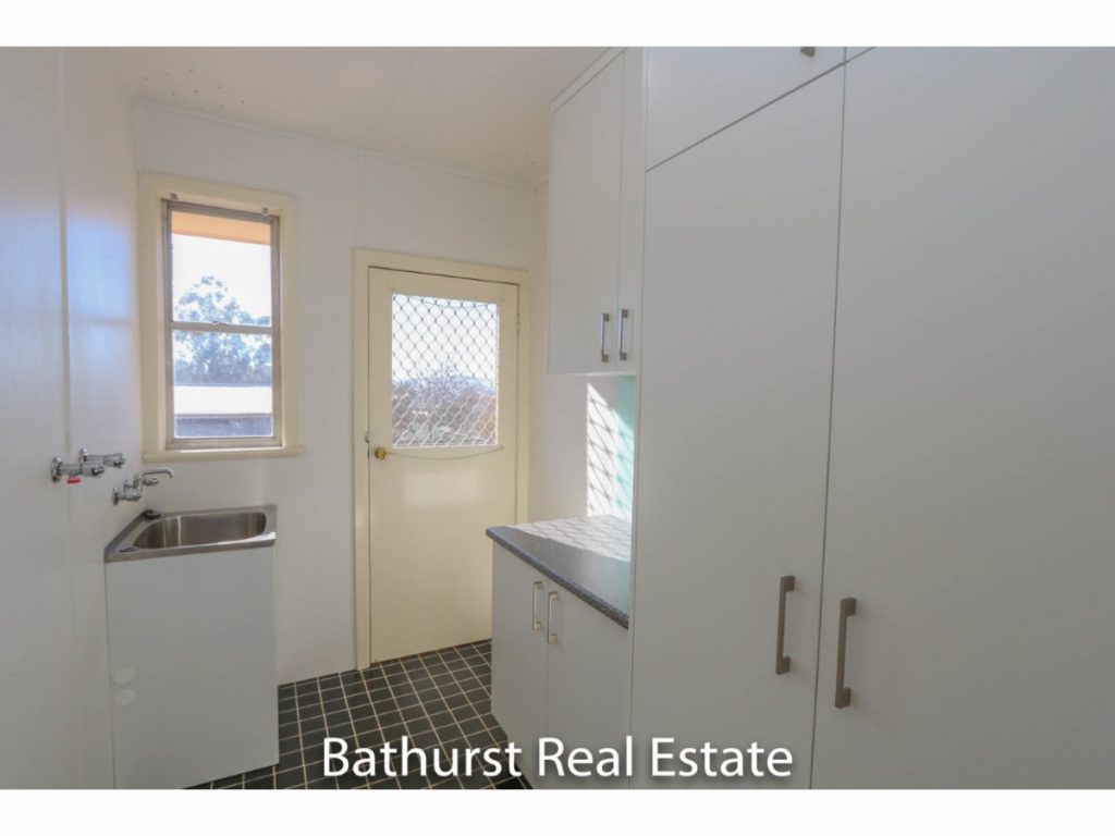 291 Lambert Street, Bathurst NSW 2795 - photo 11