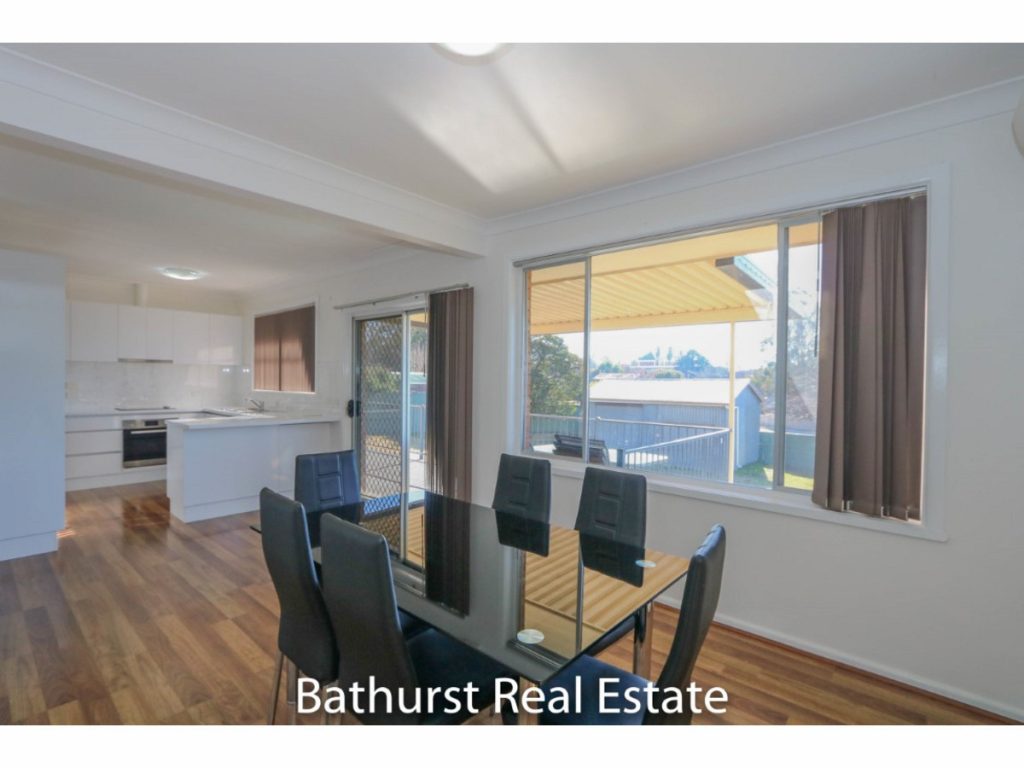 291 Lambert Street, Bathurst NSW 2795 - photo 4