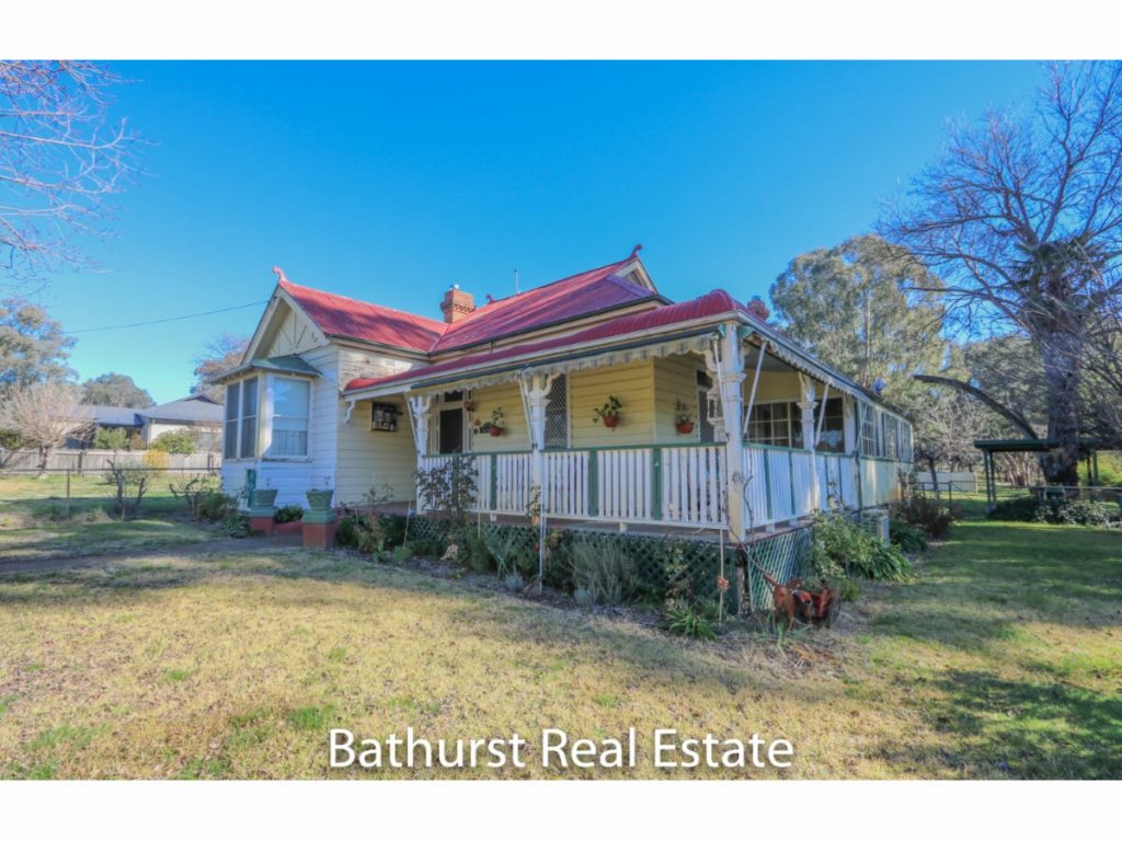 24 Loquat Street, Mandurama