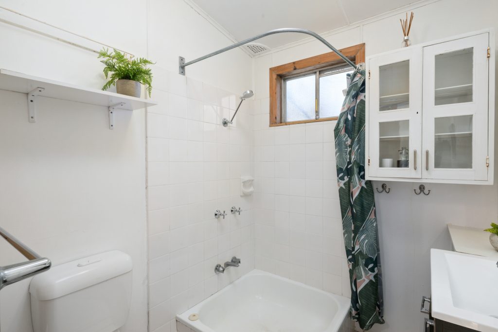 98 Clinton Street, Orange NSW 2800 - photo 8